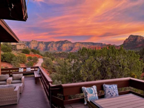 3-acre Private Designer Villa-borders Forest-forever Views!